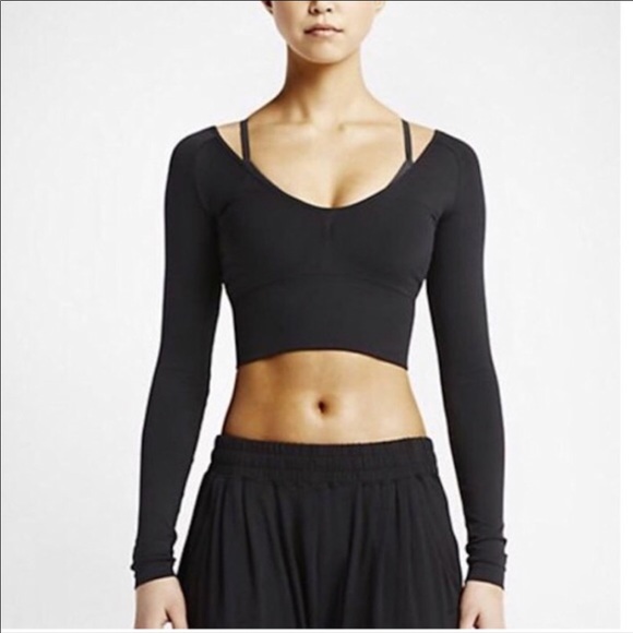 nike long sleeve gym top